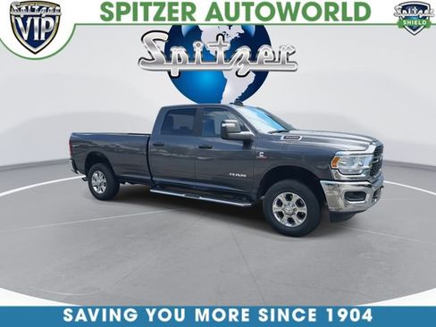 Used 2024 RAM 3500 Big Horn AWD/4WD image 2