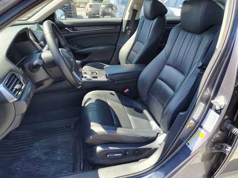 Used 2018 Honda Accord EX-L image 9