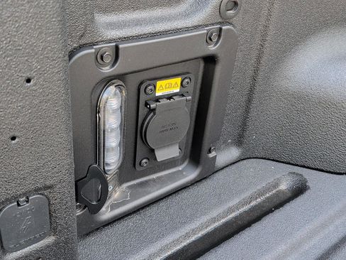 New 2025 Ford Maverick Lobo AWD/4WD image 25