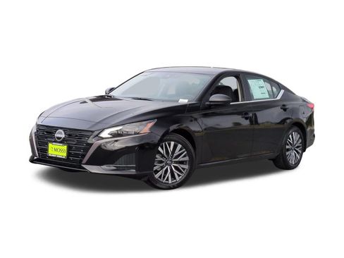 New 2026 Nissan Altima 2.5 SV FWD image 1