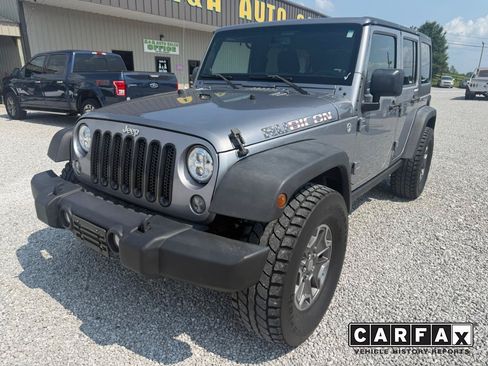 Used 2014 Jeep Wrangler Unlimited Rubicon w/ Max Tow Package AWD/4WD image 1