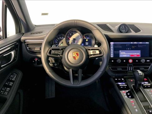 New 2026 Porsche Macan S image 15