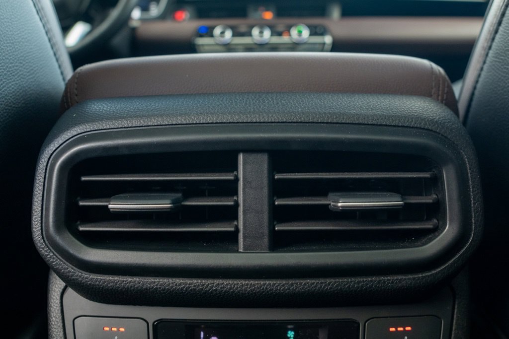 Used 2024 Honda Pilot Elite image 48