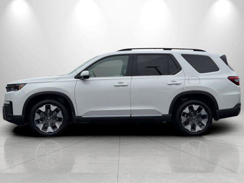 New 2026 Honda Pilot Elite image 3