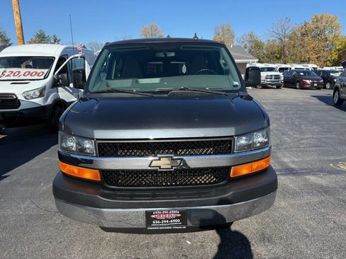 Used 2016 Chevrolet Express 3500 LT w/ LT Preferred Equipment Group image 3