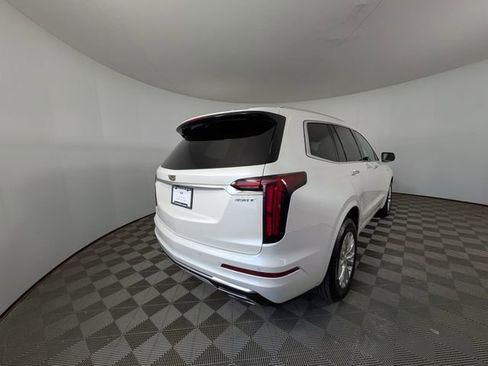 Certified 2023 Cadillac XT6 Luxury AWD/4WD image 3