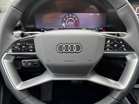 New 2026 Audi Q3 quattro 2.0T AWD/4WD image 21
