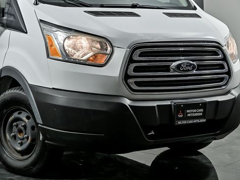 Used 2015 Ford Transit 350 XLT RWD image 2