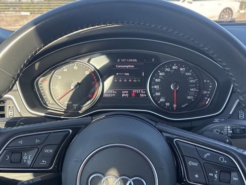 Used 2019 Audi A4 2.0T Premium w/ Convenience Package image 11