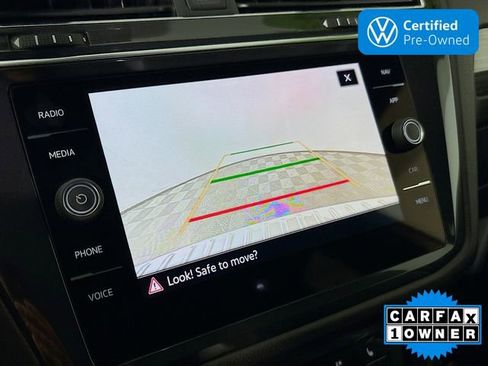 Certified 2022 Volkswagen Tiguan SEL R-Line AWD/4WD image 15