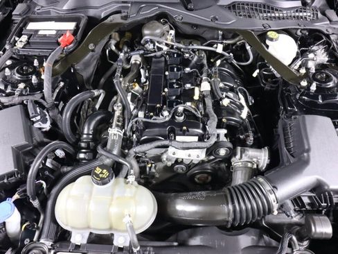 Used 2022 Ford Mustang Premium RWD image 40