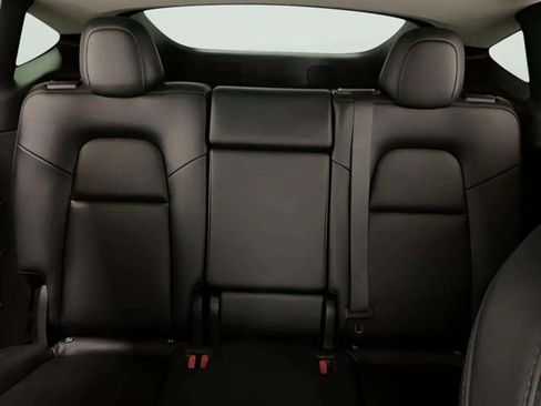 Used 2023 Tesla Model Y Performance image 65