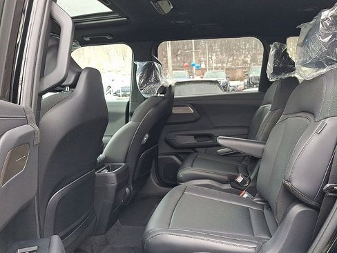 New 2027 Kia Telluride S image 6