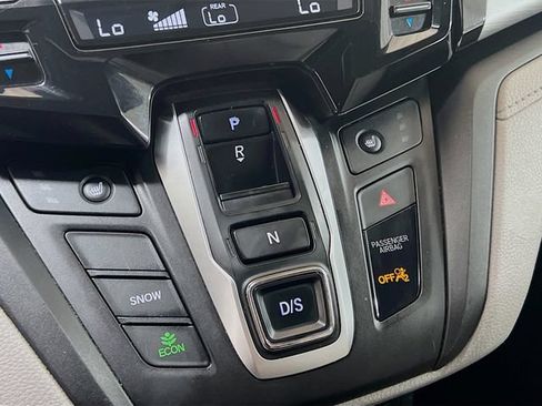 Used 2019 Honda Odyssey EX-L image 17
