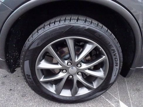 Used 2018 Dodge Durango GT image 35