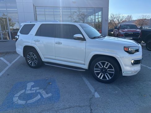 Used 2020 Toyota 4Runner Limited image 37