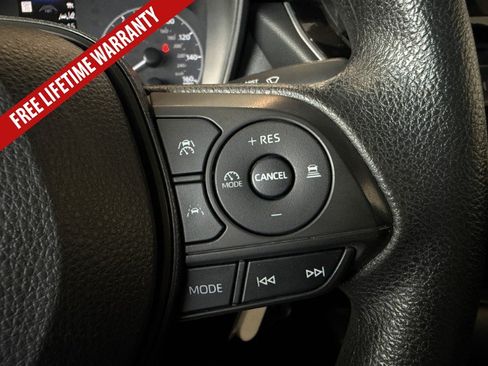 Used 2023 Toyota Corolla LE FWD image 30