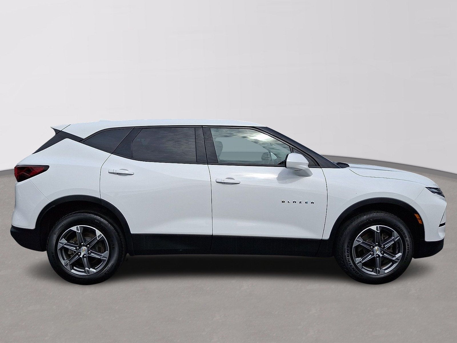 Used 2024 Chevrolet Blazer LT AWD/4WD image 7