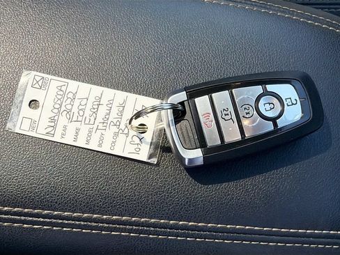 Used 2022 Ford Escape Titanium w/ Titanium Elite Package AWD/4WD image 36
