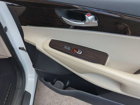 Used 2019 Kia Sorento FWD V6 image 34