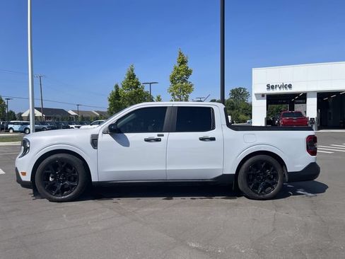 Used 2025 Ford Maverick XLT w/ XLT Luxury Package AWD/4WD image 2