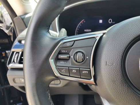 Used 2024 Acura MDX FWD image 25