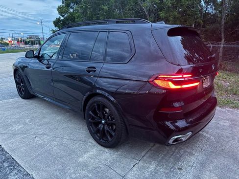 Used 2024 BMW X7 xDrive40i w/ Executive Package AWD/4WD image 13