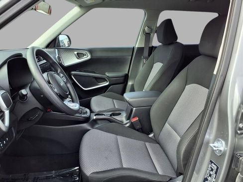 Used 2024 Kia Soul LX w/ Option Group 015 image 22