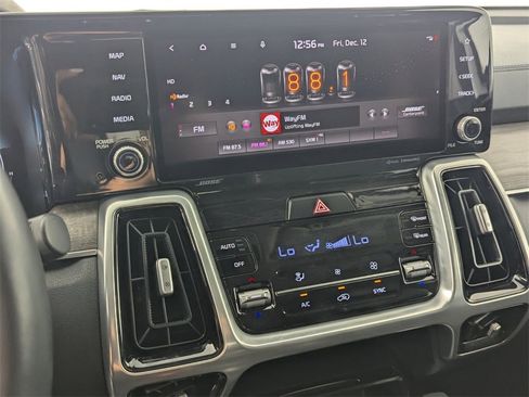 Used 2021 Kia Sorento SX Prestige image 21