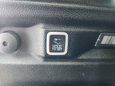 Used 2025 Jeep Grand Cherokee L Altitude RWD image 35
