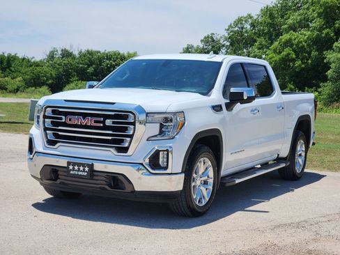 Used 2020 GMC Sierra 1500 SLT RWD image 3
