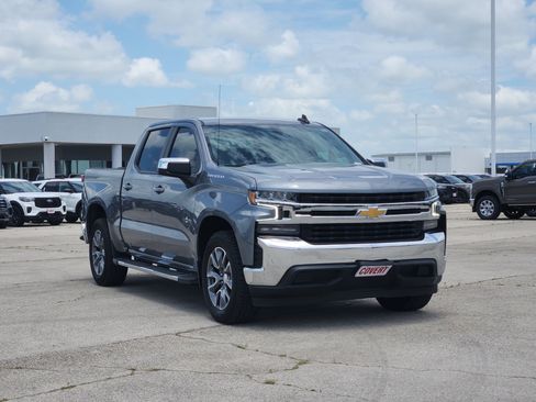 Used 2022 Chevrolet Silverado 1500 LT w/ Bed Protection Package RWD image 3