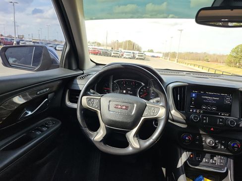 Used 2019 GMC Terrain Denali w/ Advanced Safety Package image 14