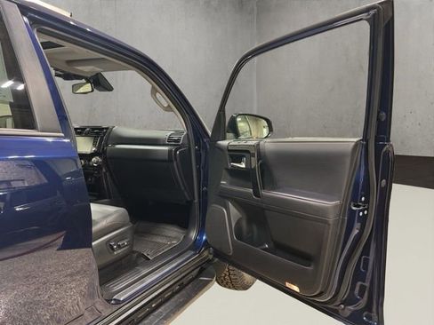 Used 2023 Toyota 4Runner TRD Off-Road Premium w/ Off Road Premium Plus Package image 19