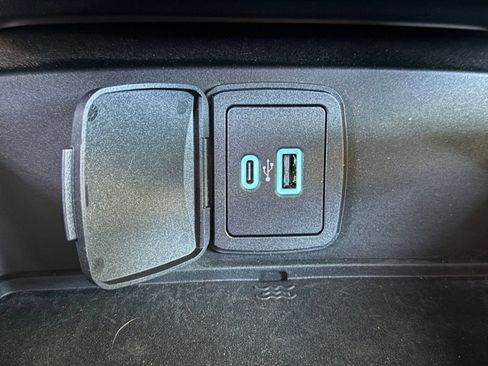 Used 2023 Ford Bronco Outer Banks w/ Sasquatch Package AWD/4WD image 34