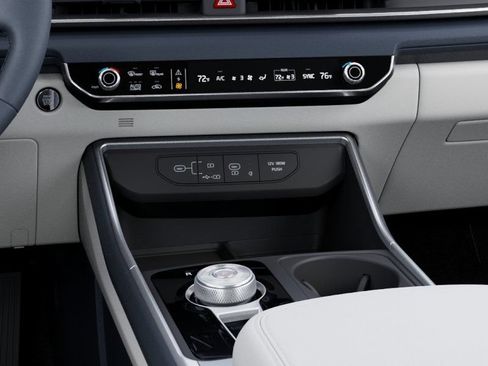 New 2026 Kia Carnival EX FWD image 25