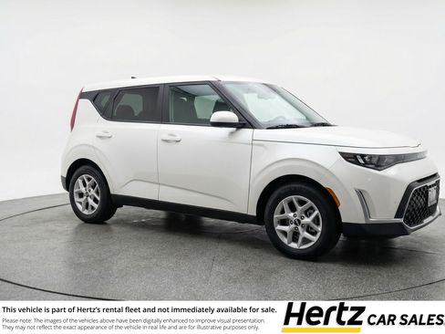 Used 2025 Kia Soul LX w/ LX Technology Package image 1