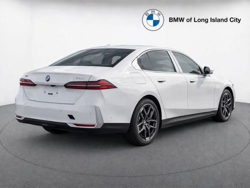 New 2027 BMW 530i xDrive AWD/4WD image 7