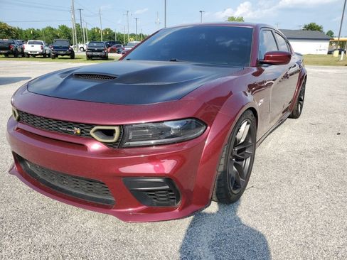 Used 2022 Dodge Charger Scat Pack RWD image 2