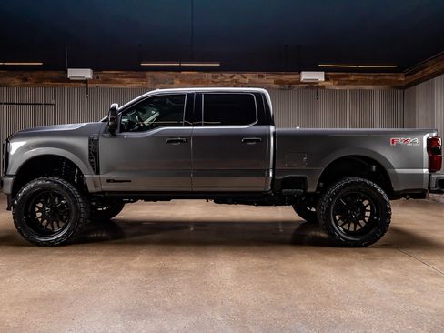 Used 2026 Ford F250 Platinum w/ Platinum Plus Package AWD/4WD image 6