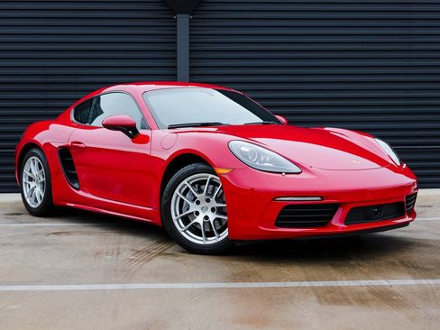 Certified 2022 Porsche 718 Cayman image 9