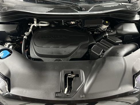 Used 2022 Honda Pilot Sport image 37