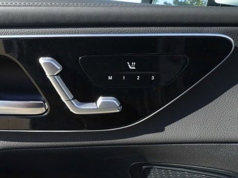 Certified 2025 Mercedes-Benz GLC 300 image 23