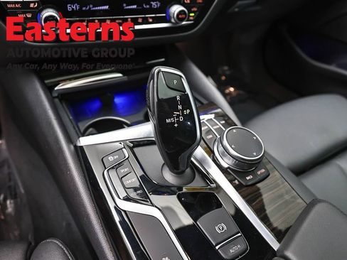 Used 2019 BMW 530i xDrive w/ Convenience Package AWD/4WD image 13