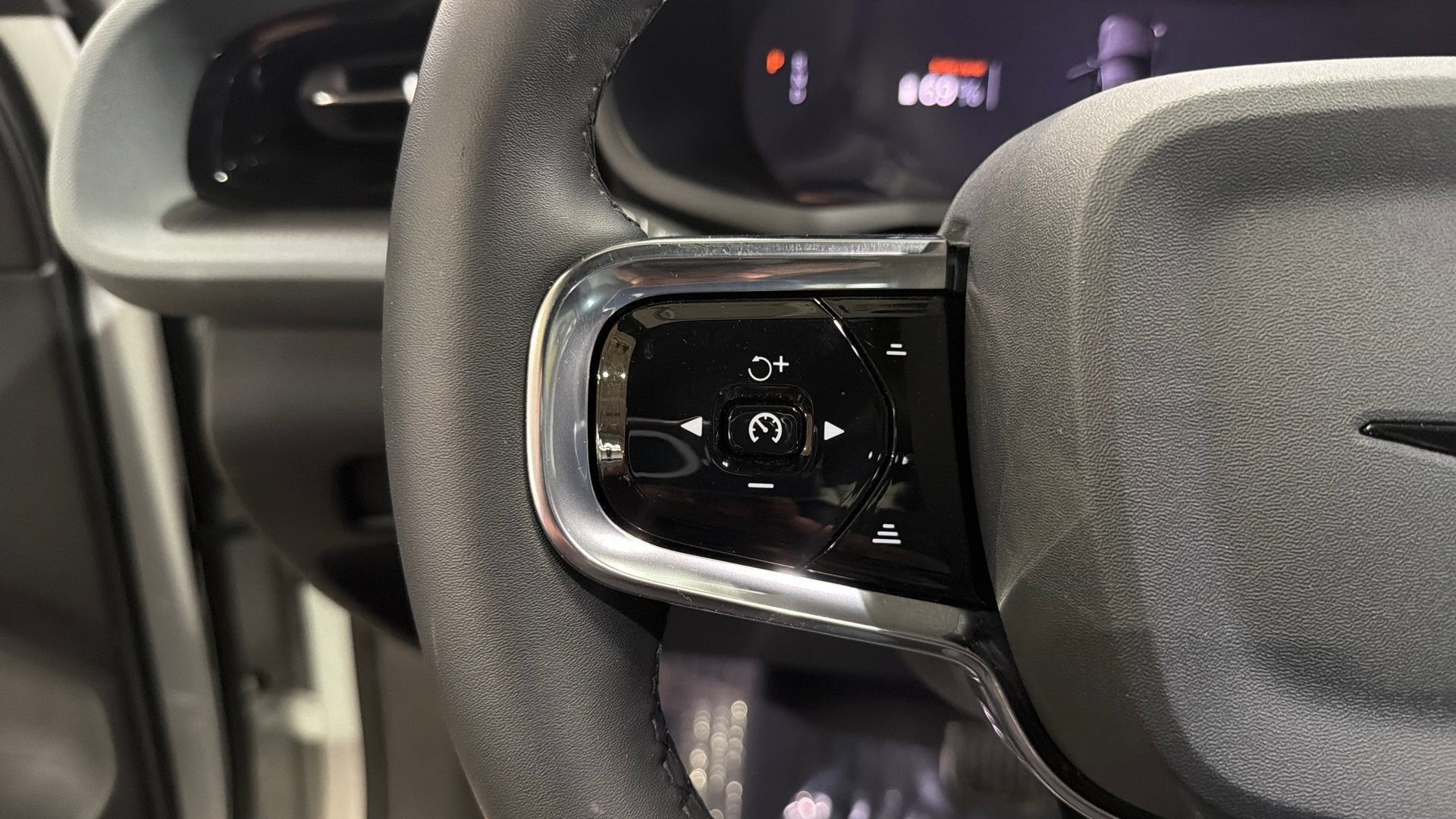 Certified 2024 Polestar Polestar 2 AWD/4WD image 10