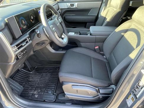 New 2026 Hyundai Santa Fe SE image 11