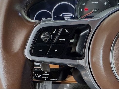 Used 2023 Porsche Cayenne image 14