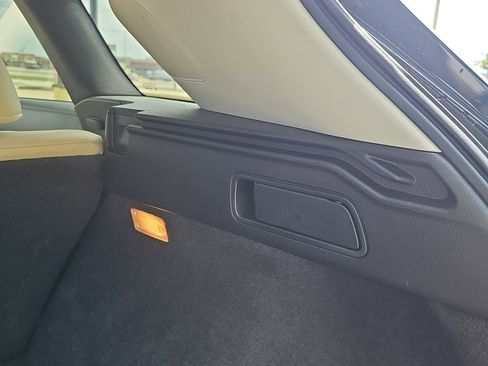 Used 2022 INFINITI QX50 Essential image 14