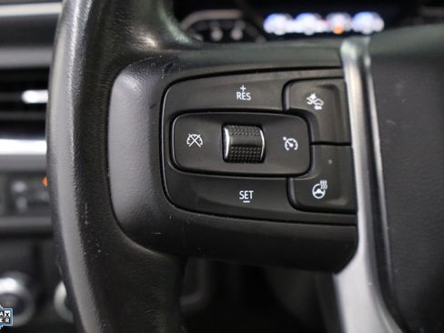 Used 2021 GMC Yukon SLT w/ SLT Premium Package image 16