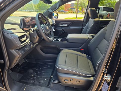 New 2026 Chevrolet Silverado EV LT image 21